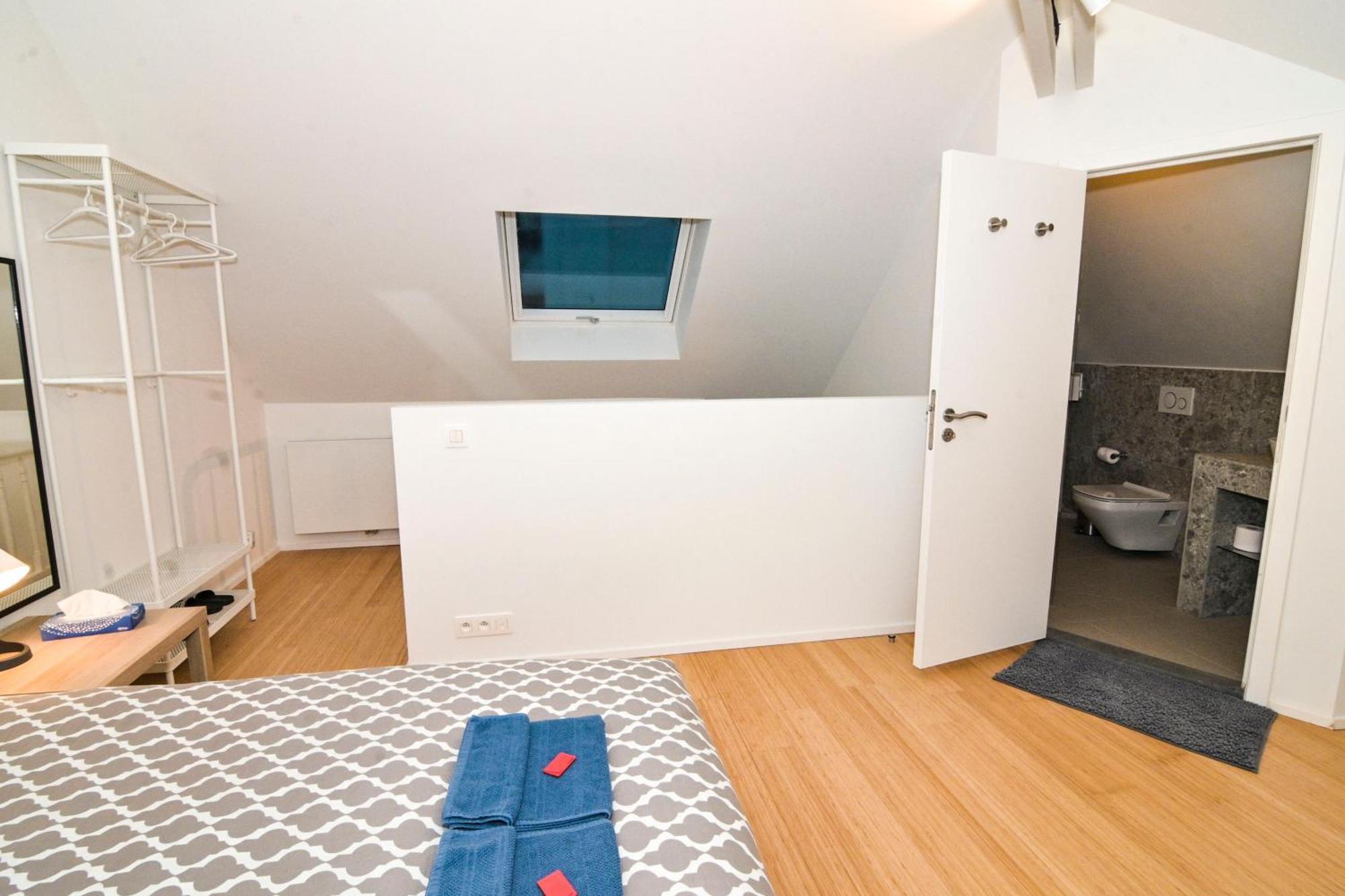 Family Duplex Getaway - Perfectly Positioned For City Adventures Brussels Exterior photo